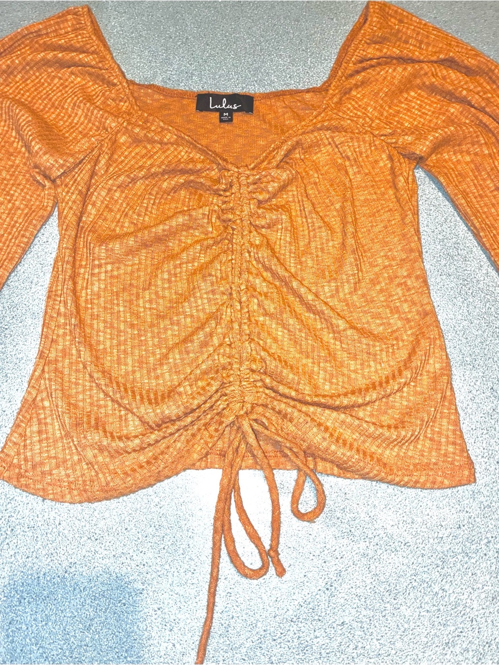 Lulu's Rust Ribbed Ruched Long-Sleeve Square Neck Top - Picture 3 of 6